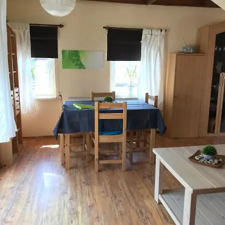 Appartement Ferienwohnung Auf Zwei Ebenen Mit Garten Und Parkplatz