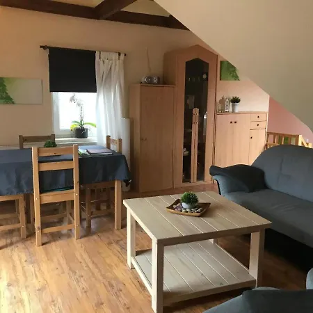 Ferienwohnung Auf Zwei Ebenen Mit Garten Und Parkplatz Appartement Schwarzenberg (Saxony)