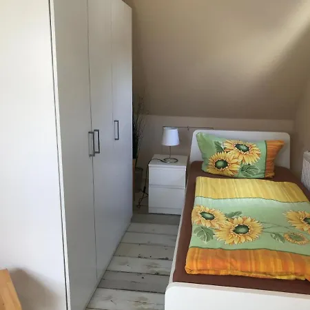 Appartement Ferienwohnung Auf Zwei Ebenen Mit Garten Und Parkplatz Schwarzenberg (Saxony)